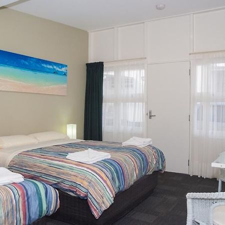 Campbell Town Hotel Motel Екстер'єр фото